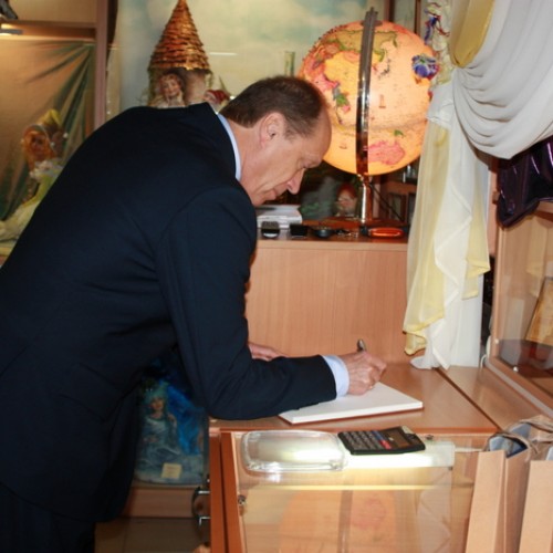 Krievijas  sūtnis  Aleksandrs Vešņakovs  2015g   Посол России Александр Вешняков   2015